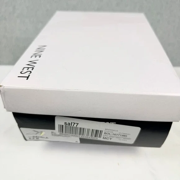 Nine West Danela Black Suede Pointed Toe Mule Heels 6.5M Gold Buckle Strap - Picture 11 of 11